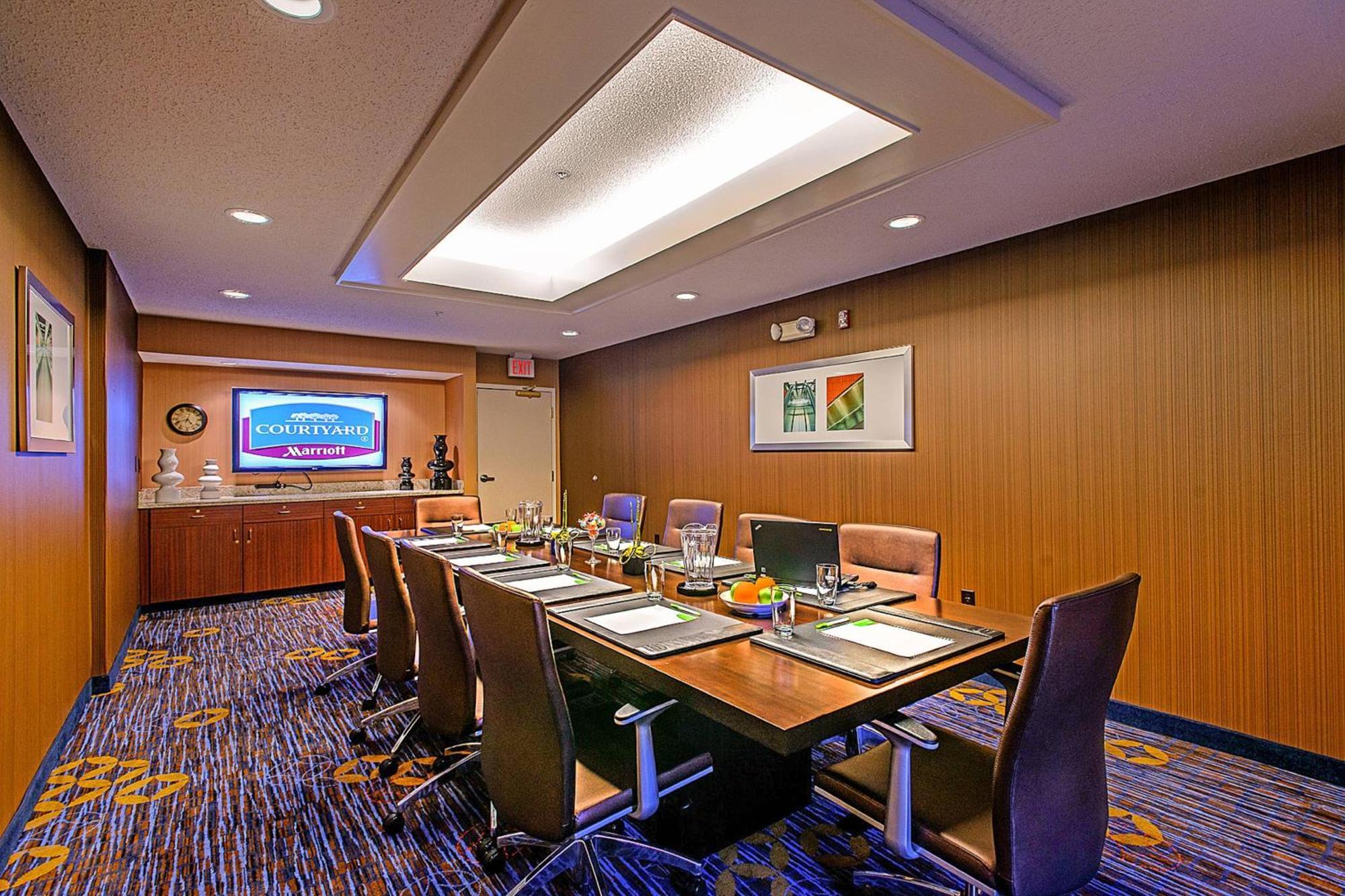 Courtyard by Marriott Frederick Hotell Business bild