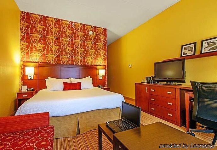 Courtyard by Marriott Frederick Hotell Rum bild